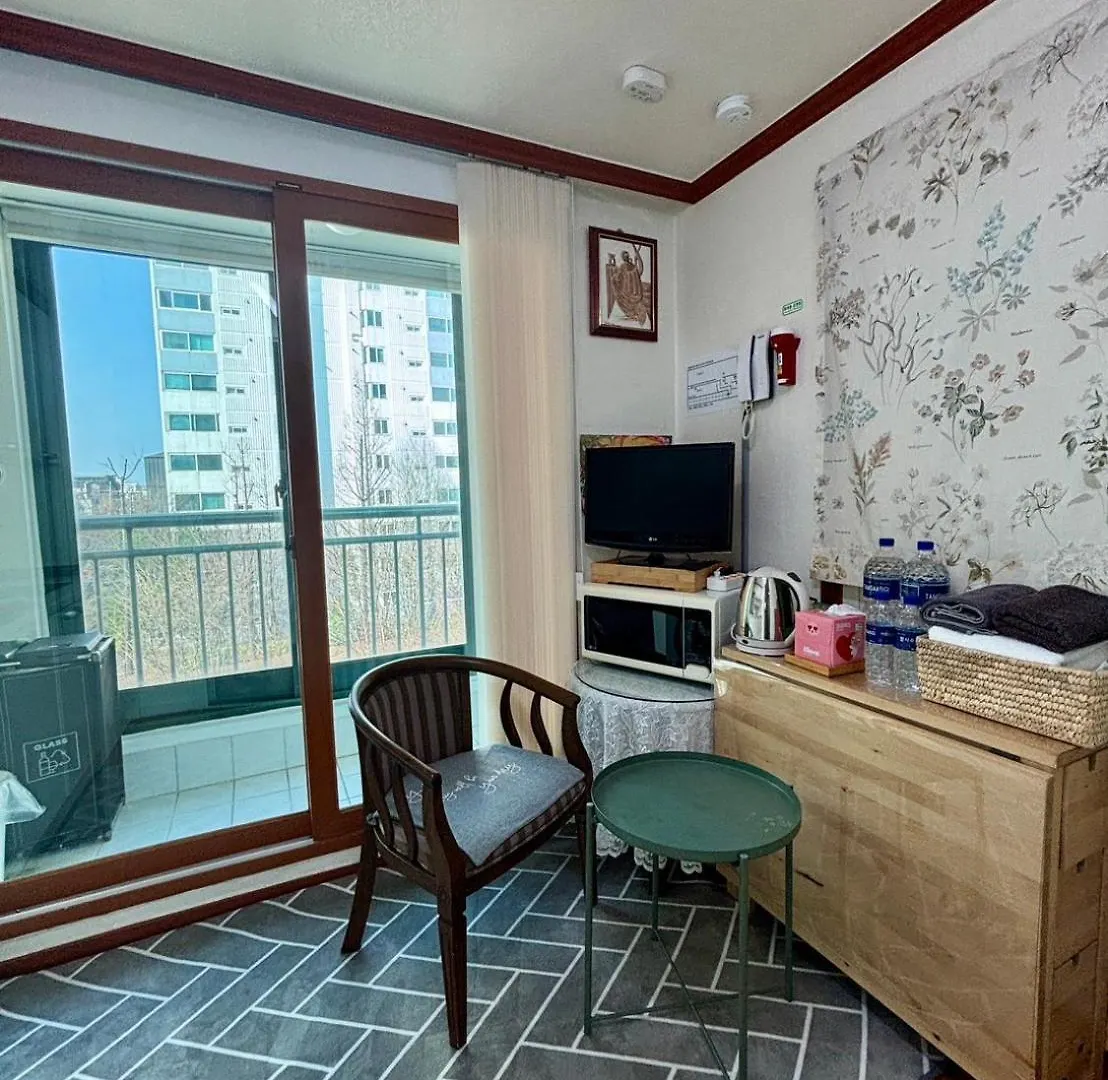 Urban Cozy Stay -Hongdae, Seoul