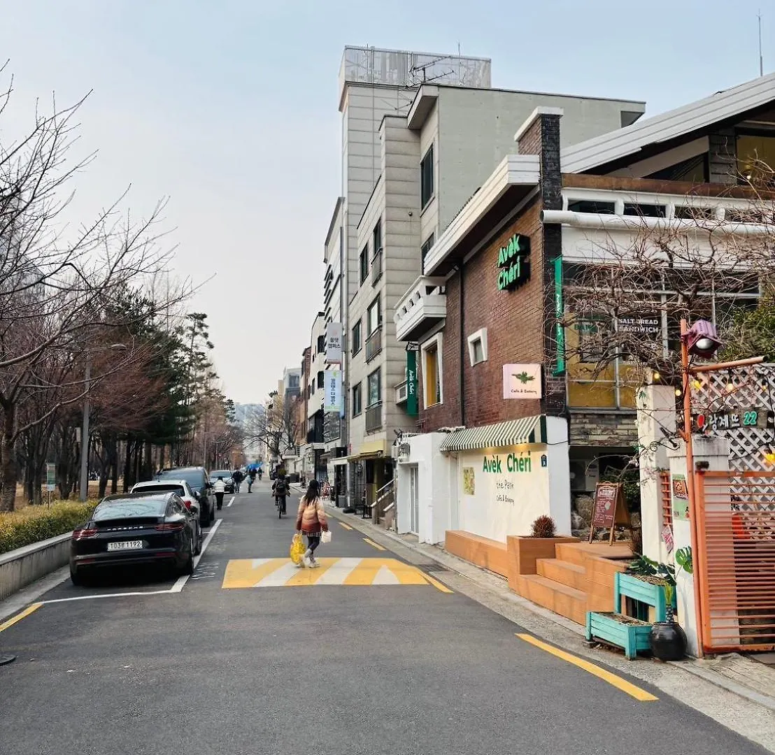 Urban Cozy Stay -Hongdae, Seoul 0*,  South Korea